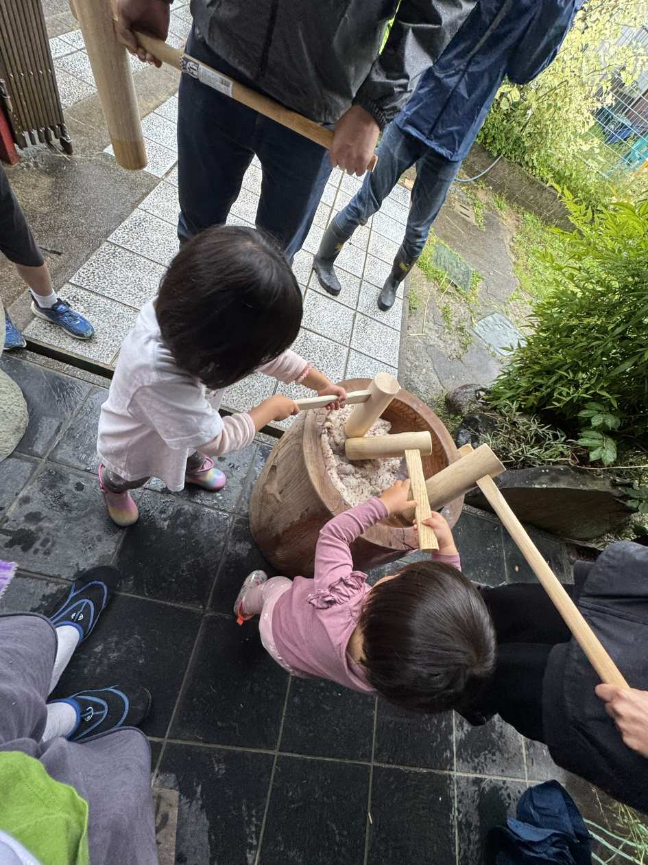 兵庫県：農薬化学肥料を使っていない棚田米を使ったもちつき体験〜お餅を食べて、古民家でゆっくり♬
